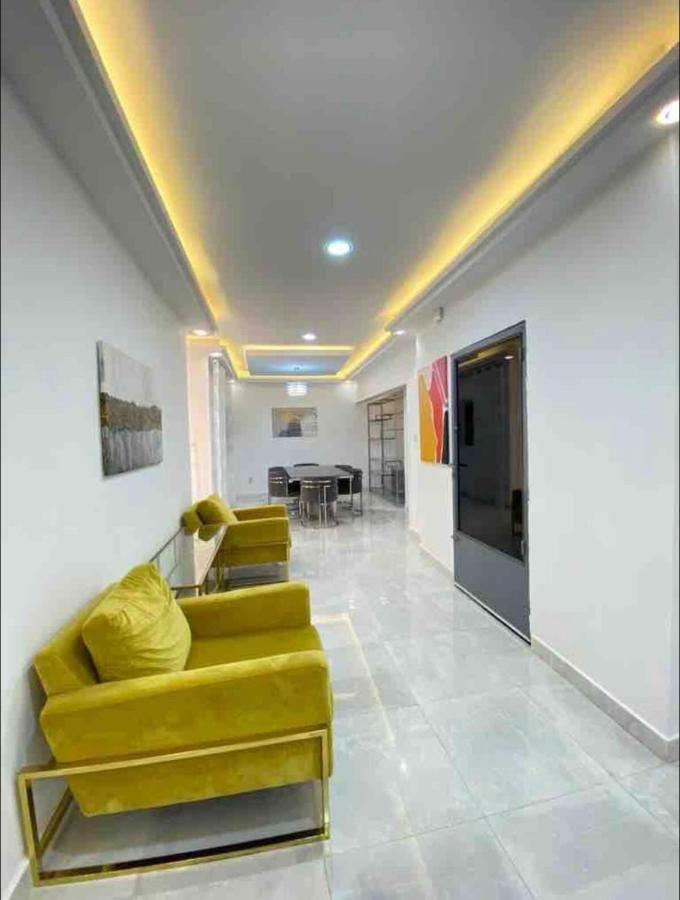 Luxe Idéalement Situé à