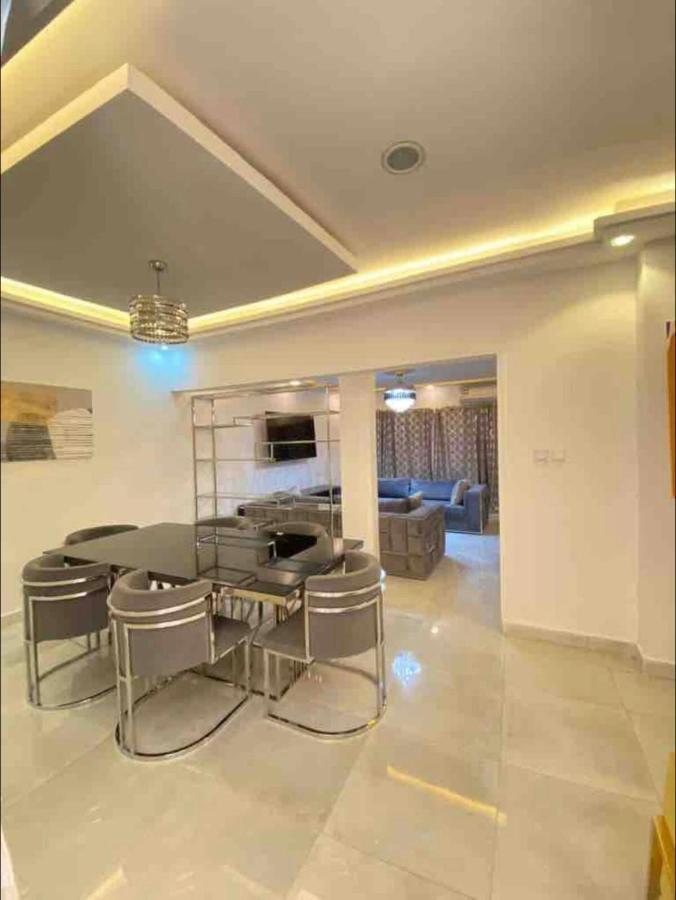 Luxe Idéalement Situé à Dakar