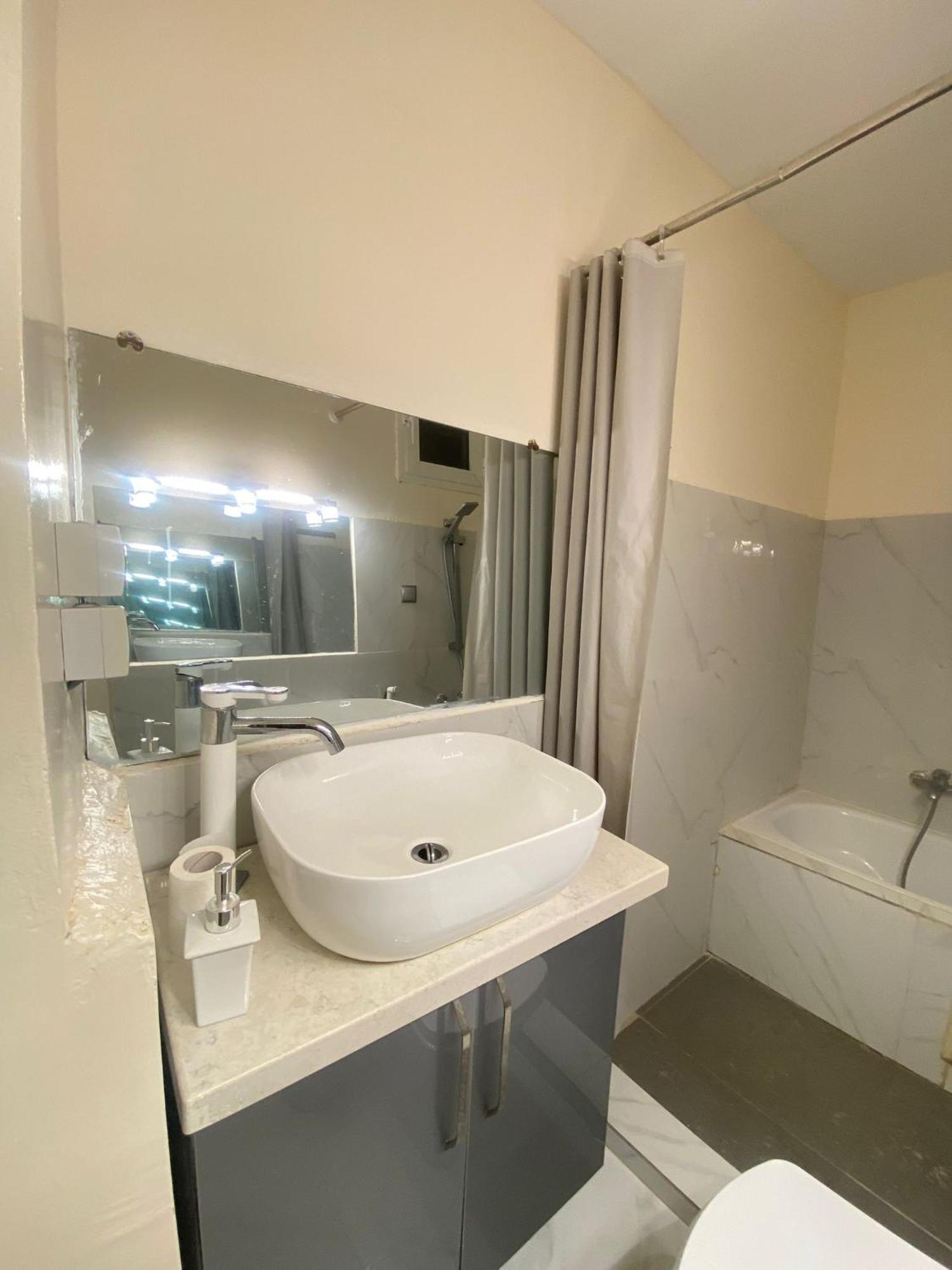 Luxe Idéalement Situé à Appartamento Dakar